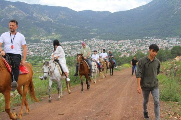 Icmeler Horse Riding Through The Rivers and Forest - Tips for a Great Experience