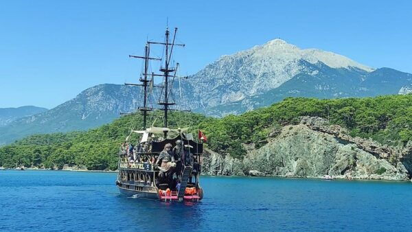 Icmeler Pirate Boat Trip, Lunch Unlimited Drinks, Foam Party - What to Bring