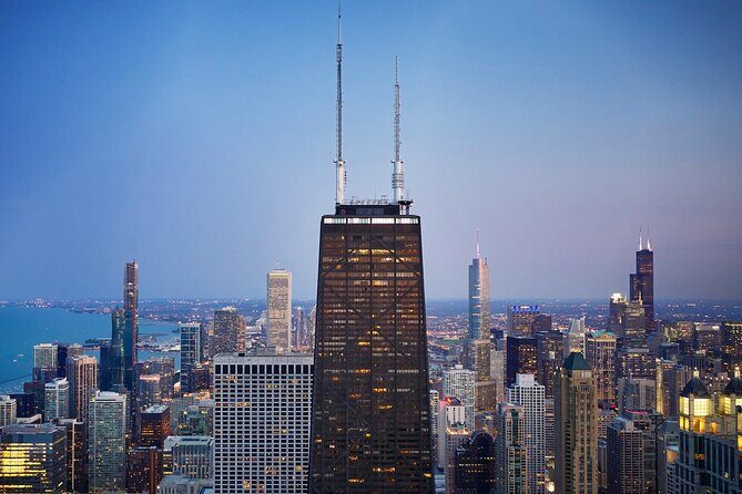 Iconic Action Film and Movie Locations 1 Day Tour in Chicago - FAQs