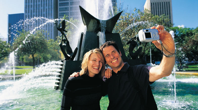 Iconic City Landmarks Guided Half Day Tour in Adelaide - Timing, pickup and planning the rest of your day
