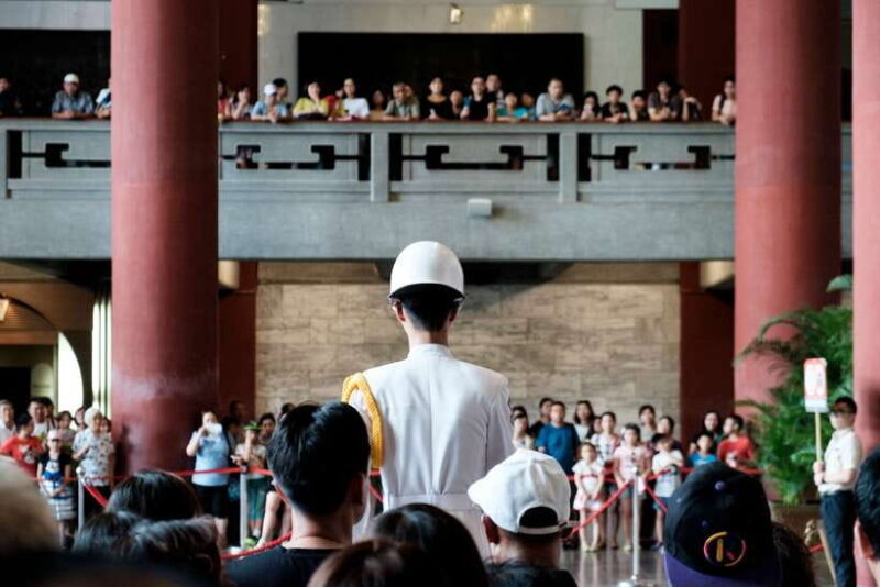 Iconic Food Tour: Local Street Food, Drinks & Sites - Authentic Experiences That Drive Home the Flavor