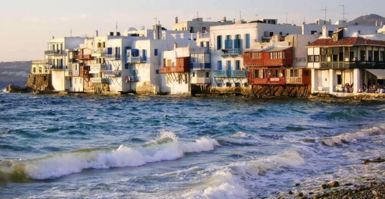 Iconic Mykonos: A Guided Walking Tour of Highlights - Practical Details That Matter