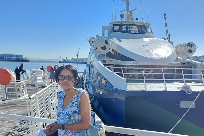 Iconic - Table Mountain, Robben Island Explore & BoKaap Tour - Pricing and Booking Details