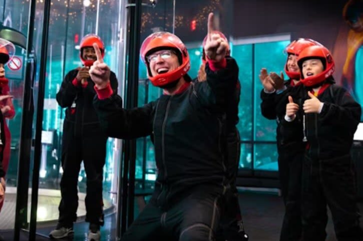 iFLY Indoor Skydiving in Seattle - Is the price worth a few minutes?