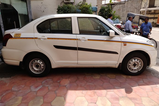 IGI Airport New Delhi: Private Hotel/Airport Transfer - Additional Information