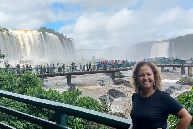Iguaçu: Brazilian Side Falls, Boat Tour, Bird Park – Tickets & Lunch Included - Pickup and Drop-off Instructions