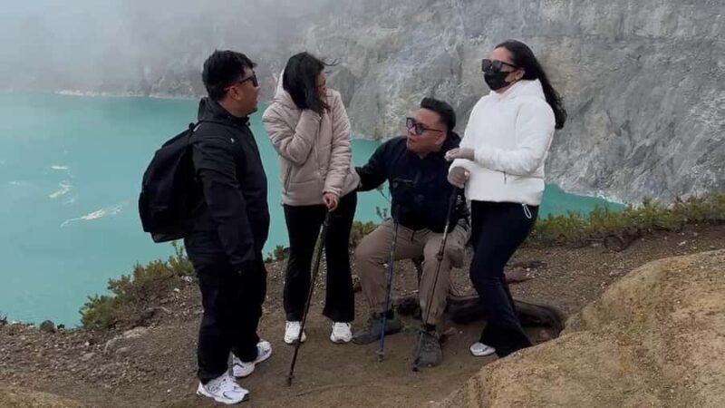 Ijen Crater: Midnight Adventure - Who Should Consider This Tour?