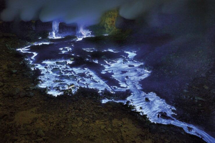 Ijen Crater Trekking Tour From Bali or Banyuwangi - Tour Highlights