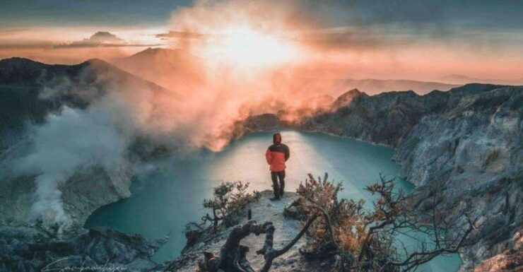 Ijen Crater Trekking Tour From Bali or Banyuwangi - Unique Blue Flames Experience