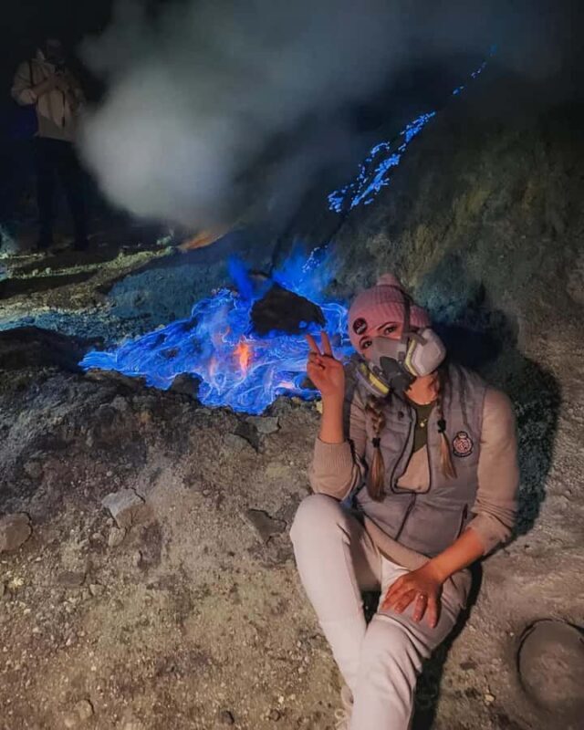 Ijen Mountain: Guided Hiking Tour with Breakfast - The Details of the Ijen Mountain Adventure