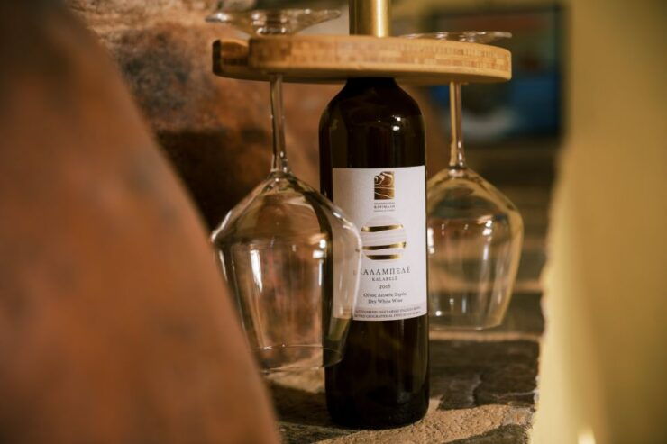Ikaria: Winery Tour and Tasting With Winemaker - Duration and Language Details