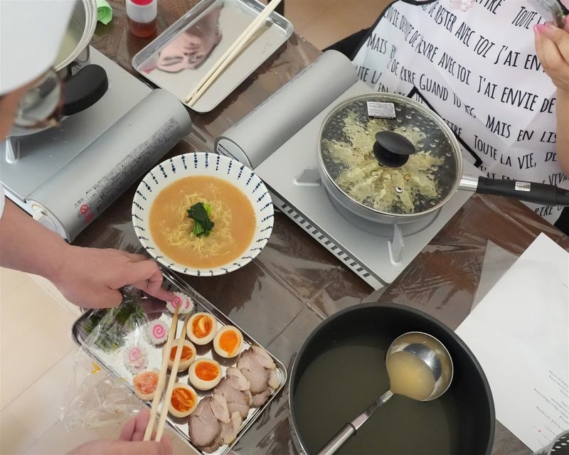 Ikebukuro Cooking: Gyoza and Ramen - Gyoza: The Fun Is in the Folding