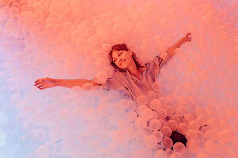 IKONO Berlin. Immersive Experience - The Rooms: Creativity and Play at Every Turn