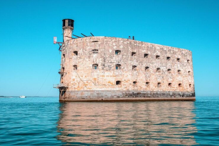 Ile D'oléron: Boat Trip to Fort Boyard 1h00 - Activity Details