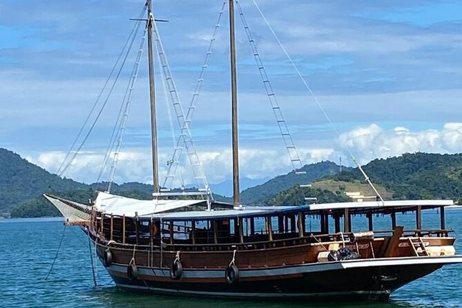 Ilha Grande and Green Coast Tour From Rio De Janeiro - Inclusions and Meeting Details