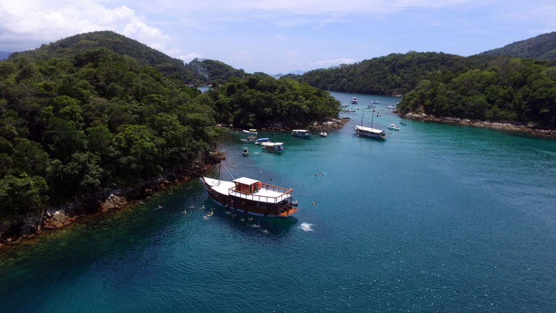 Ilha Grande Boat Tour with Lunch from Rio de Janeiro - Rio’s early start, then the road to Conceição de Jacareí