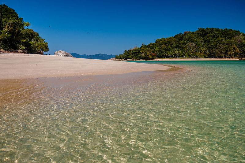Ilha Grande Boat Tour with Lunch from Rio de Janeiro - Lagoa Azul for snorkeling and marine life