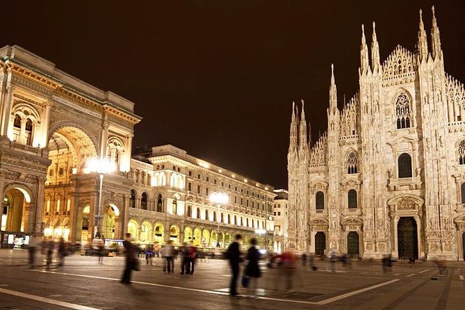 Illuminated Milan Tour for Kids and Families With Gelato & Pizza - Family-Friendly Activities