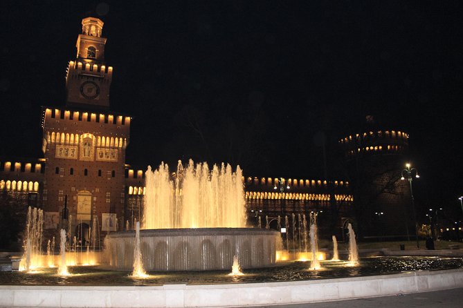 Illuminated Milan Tour for Kids and Families With Gelato & Pizza - Landmarks to Explore