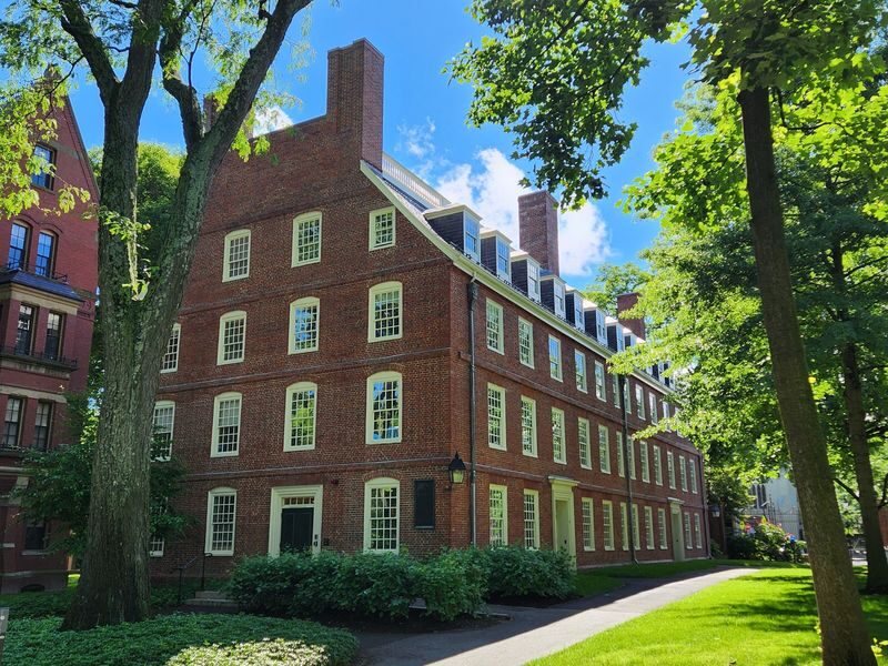 Illustrious Schools: MIT and Harvard University Walking Tour - A campus tour built around stories, not admissions
