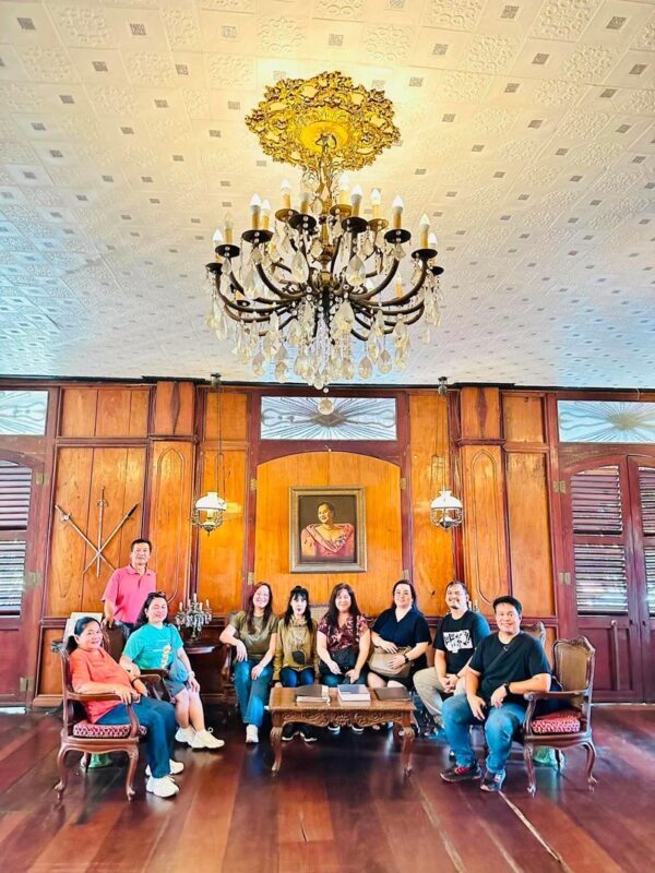 Iloilo City Half-Day Heritage Tour with Snacks at Agatona 1927 Musuem Cafe - Calle Real, Fort San Pedro and Muelle Loney