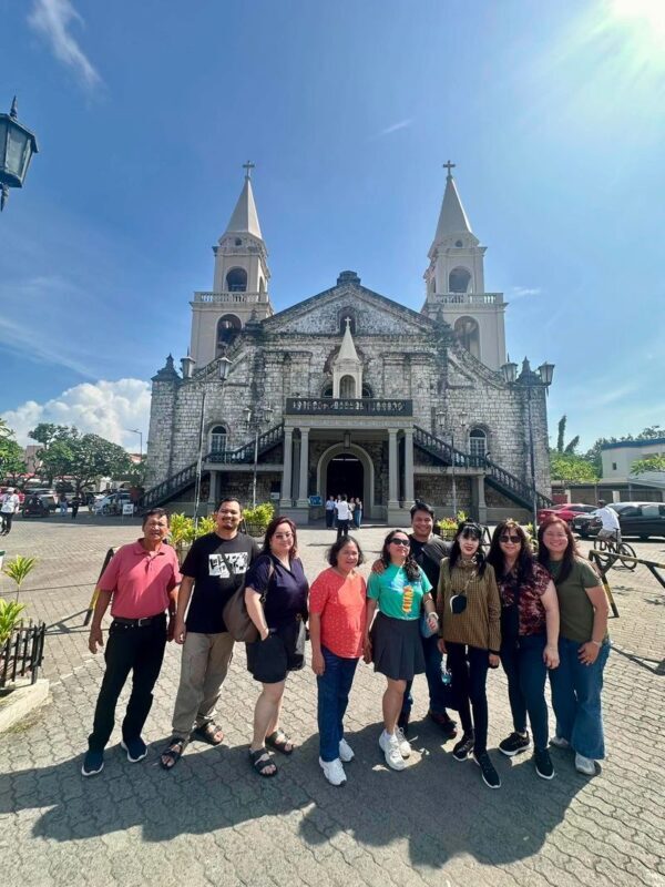 Iloilo City Half-Day Heritage Tour with Snacks at Agatona 1927 Musuem Cafe - Choosing a time and understanding the price