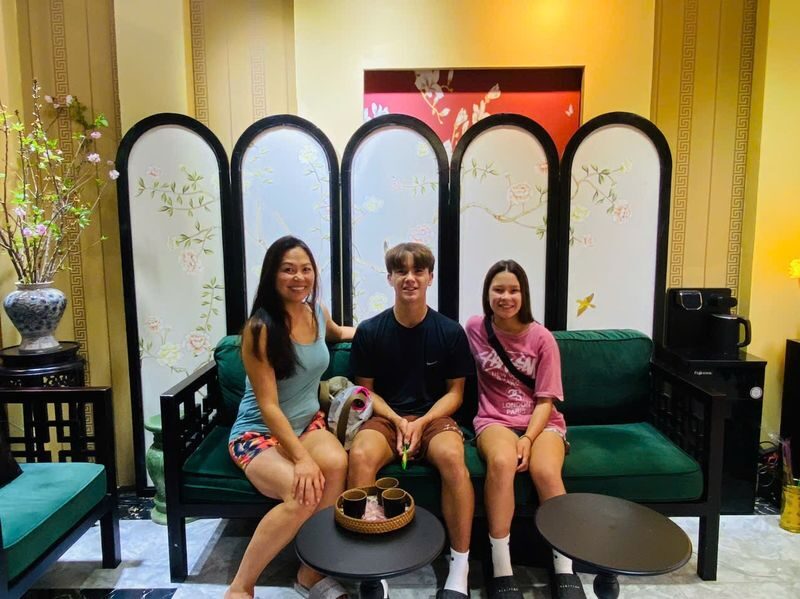 ILY Beauty & HeadSpa 35 Nguyen Huu Huan, Hanoi City - A head spa that is more than a quick shampoo