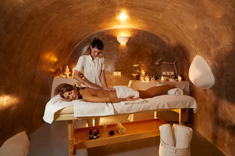 Imerovigli: Aromatherapy Couples Massage - Who Will Love This Experience?