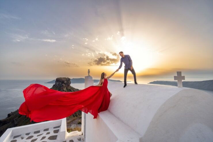 Imerovigli: Santorini Photoshoot With Flying Dress - Experience