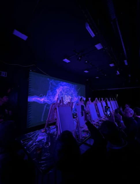 Immersive Art Experience With Unlimited Wine - Schedule