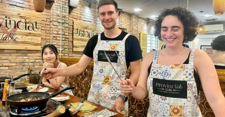 Immersive Cooking Class & BenThanh Market Tour By Local Chef - Market Tour Experience