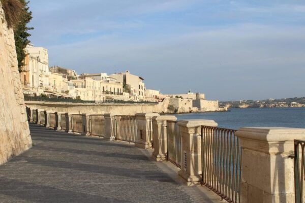 Immersive Tour to Discover Ortigia Island - Exploring Unmissable Sites