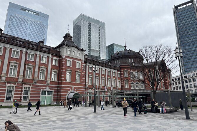Imperial Palace and East Gardens Private Walking Tour in Tokyo - Who Would Love This Tour?