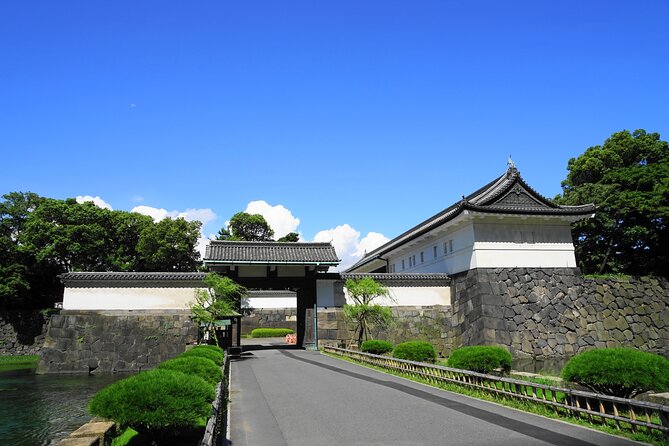 Imperial Palace History Private Walking Tour at Chiyoda - Additional Tour Information