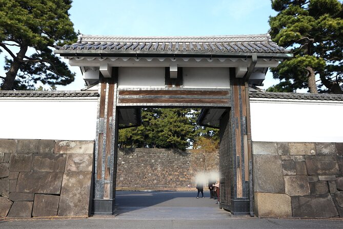 Imperial Palace-Southwest Area Tour - Group Size and Operator Information