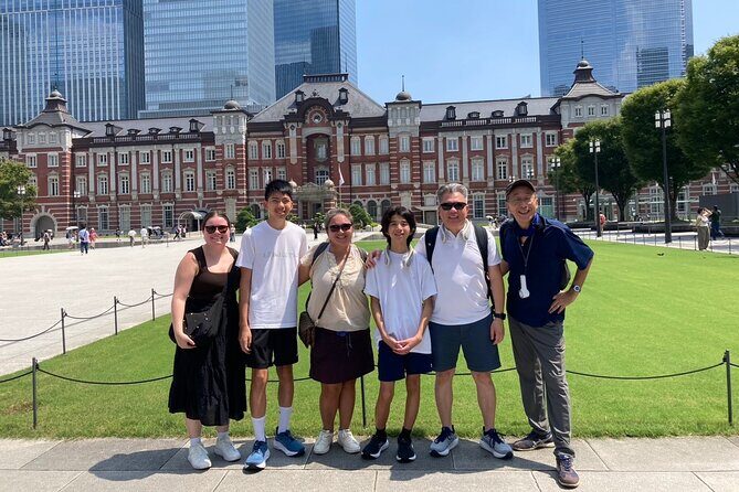 Imperial Palace to Tokyo Station Historical Walking Tour - Discovering Tokyo’s Past and Present