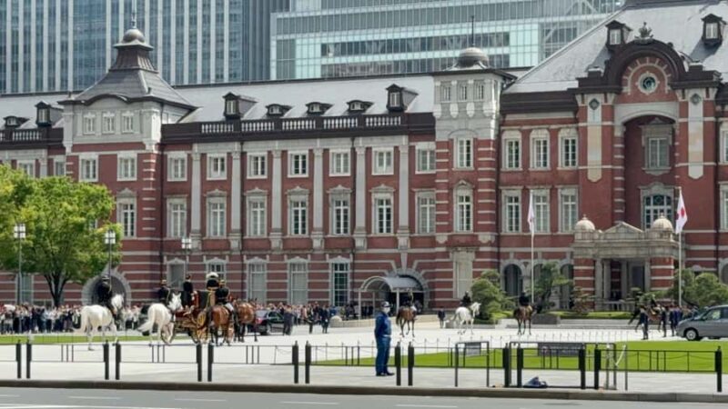 Imperial Palace, Tokyo Station & Tsukiji Market Private Tour - A Closer Look at the Tour: What to Expect