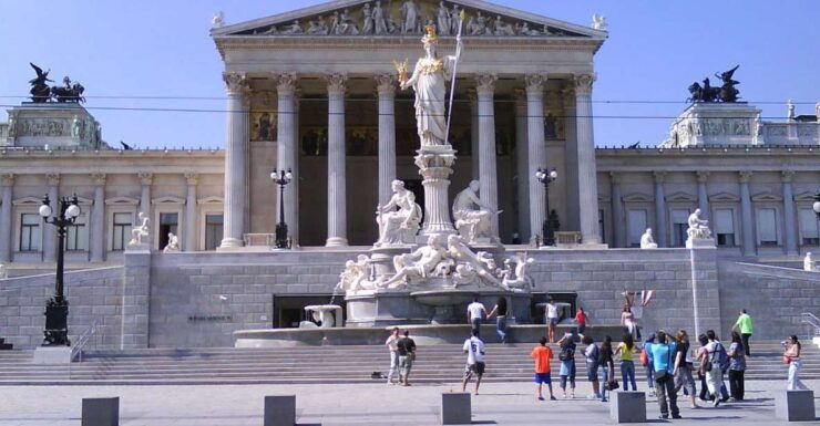 Imperial Vienna: Full-Day Tour From Budapest - Booking Details