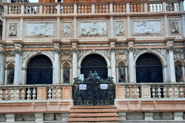 In and Around St. Mark‘s Square: A Self-Guided Audio Tour - Tour Experience