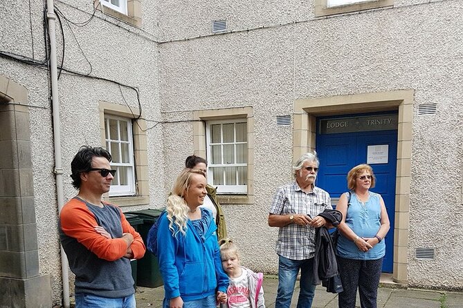 In and Out the Dusty Closes - Common Questions