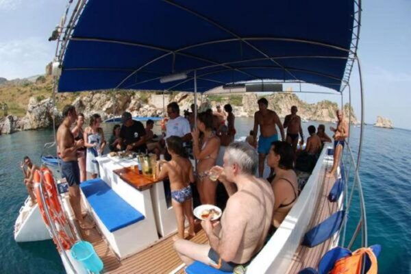 In Catamaran to Reserve Zingaro and Faraglioni Scopello - Additional Tips and Recommendations