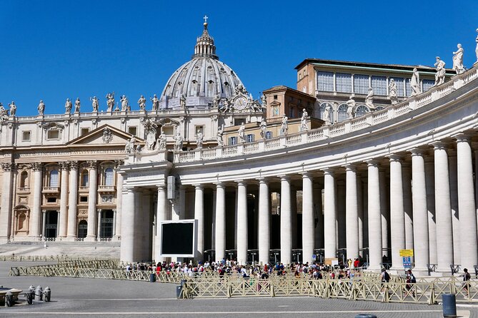 In-depth Guided Tour of St. Peters Basilica & Square - Exploring St. Peters Basilica and Square