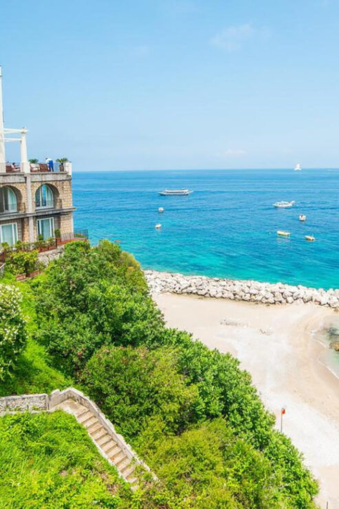 In Search of the Past: From Napoli to Capri - Itinerary and Highlights