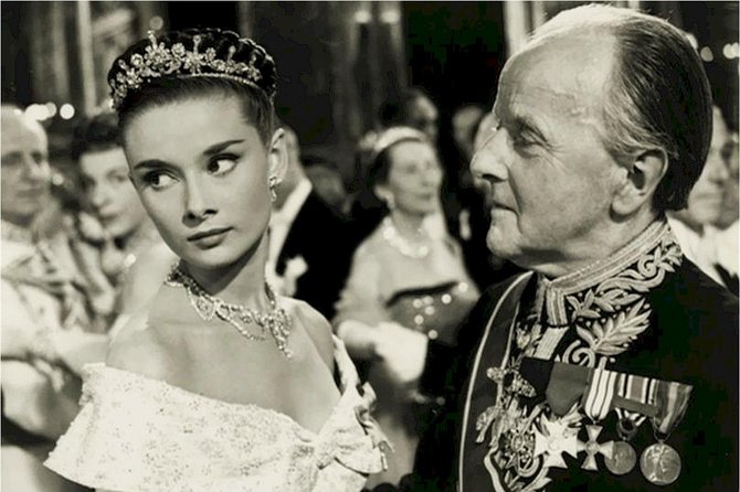 In the Footsteps of Audrey Hepburn: a Self-Guided Audio Tour - Indulging in Audreys Culinary Delights