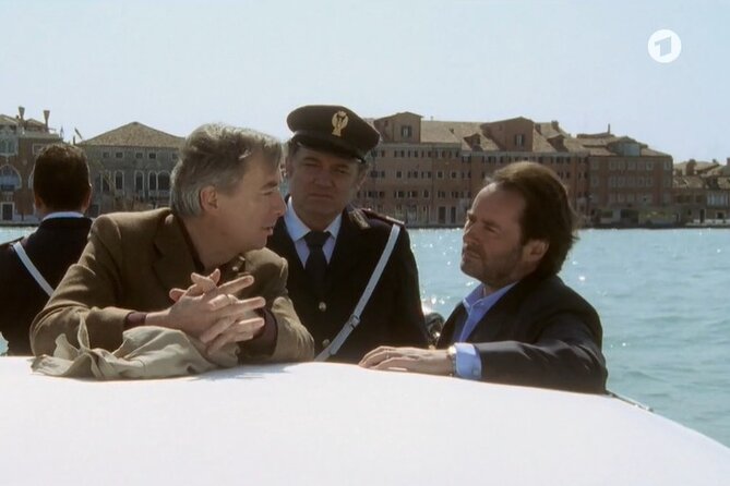 In the Footsteps of Commissario Brunetti by Donna Leon Walking Tour - Tour Overview