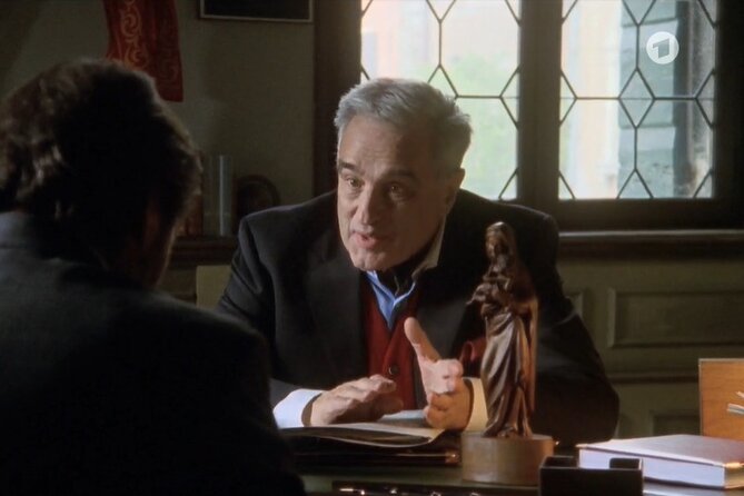 In the Footsteps of Commissario Brunetti by Donna Leon Walking Tour - Meeting and Pickup Information