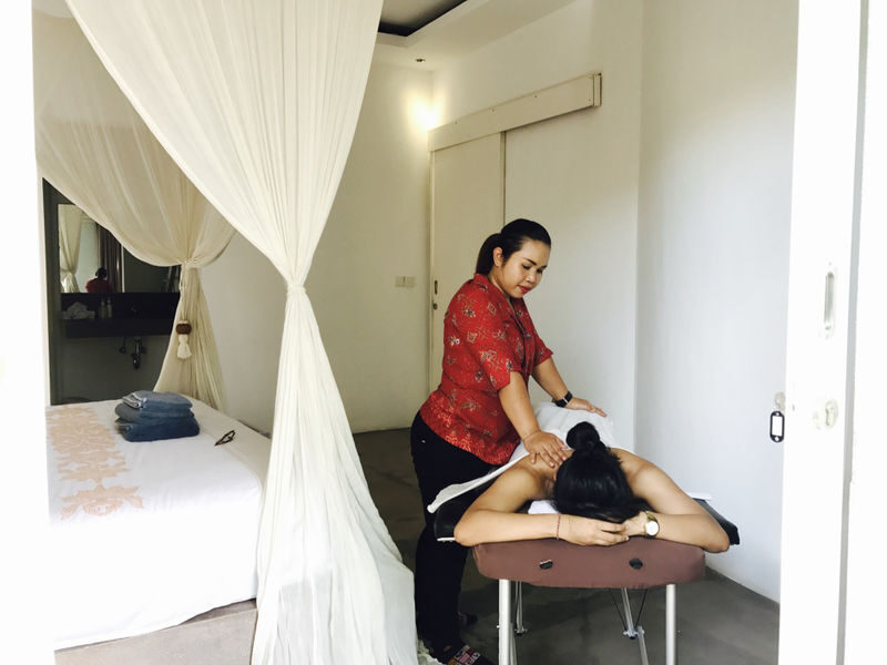 In Villa Spa and Massage Packages - A spa appointment that comes to your room
