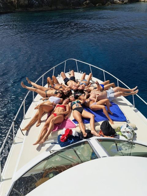In Yacht To Reserve Zingaro and Faraglioni Scopello - Price and Duration