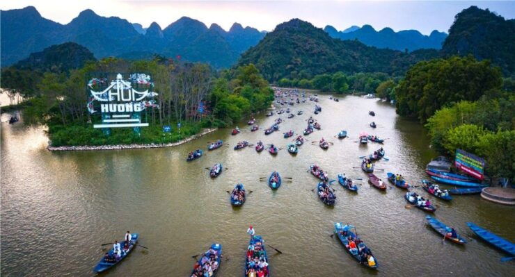 Incense Village and Perfume Pagoda - Experience the Perfume Pagoda Temple Complex