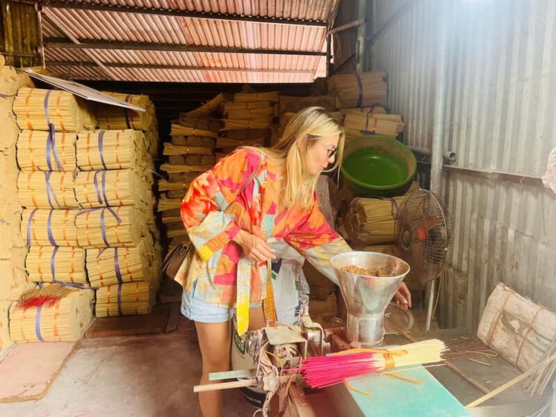 Incense Village, Hat/Lacquer/Pottery/Silk - Group/ Private - Authenticity and Visitor Experiences